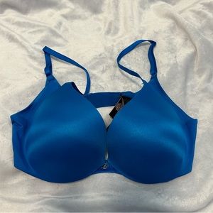 Victoria’s Secret so obsessed push-up bra. 34C